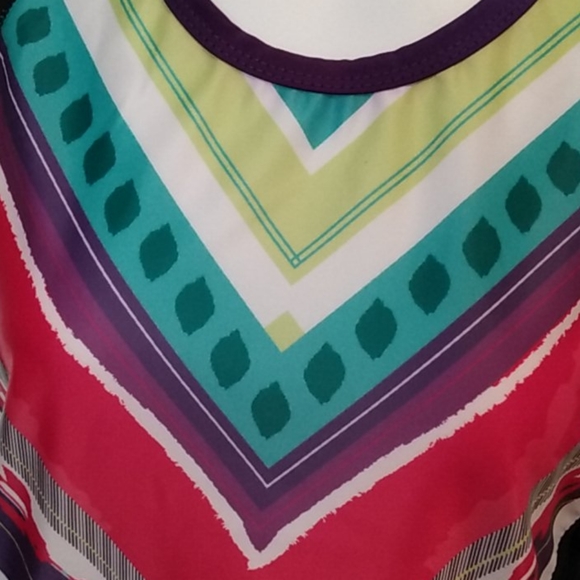 MOXIE Cycling athletic color block tee Medium - Picture 6 of 6